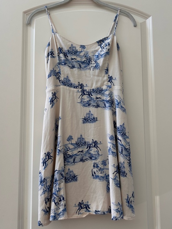 Aritzia Dresses & Skirts - ARITZIA SUNDAY BEST Victorian Toile Printed Mini Dress. Equestrian. Horses. Euro